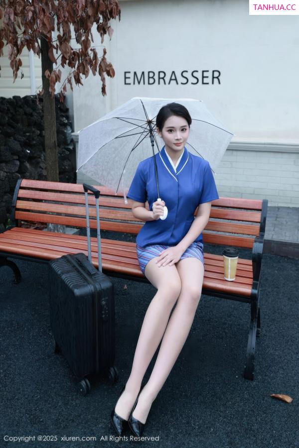   [XiuRen]高清写真图 2025.08.29 No.10708 南乔 空姐制服第6张图片